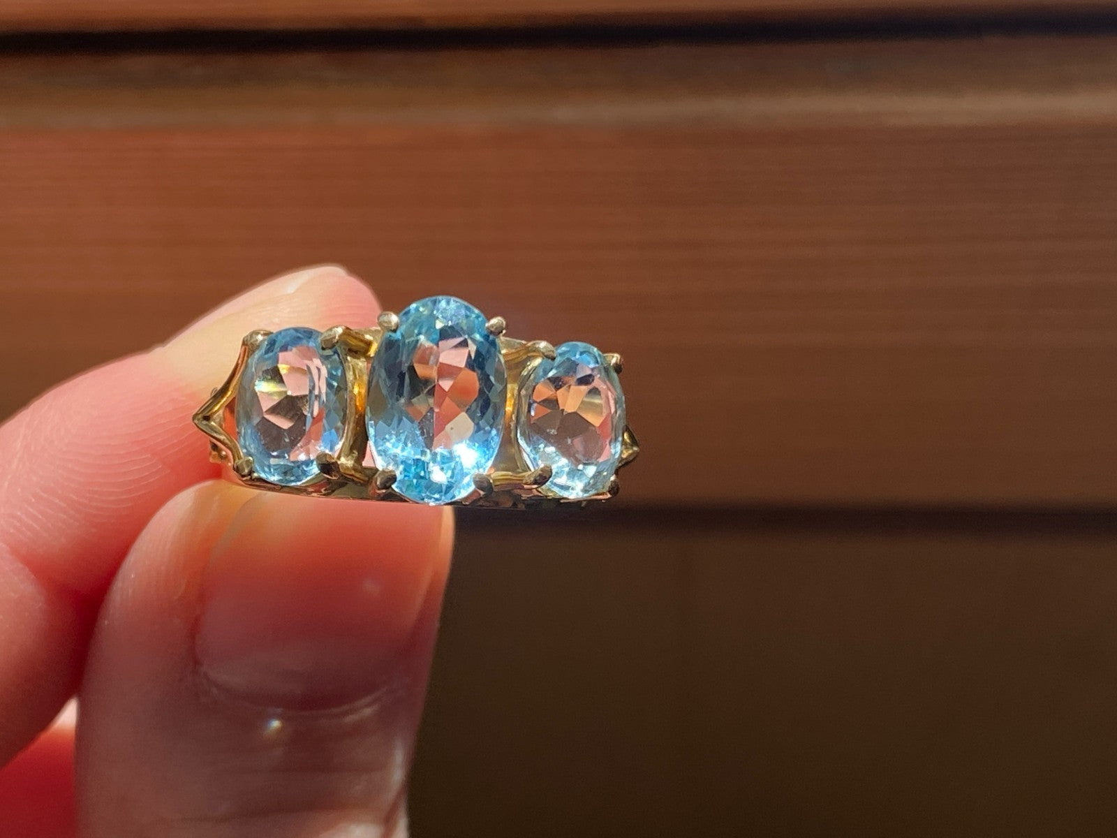 Eleganter Ring Gelbgold Gold 750 18K Aquamarin 3.36ct Grösse 56,5 5,19g