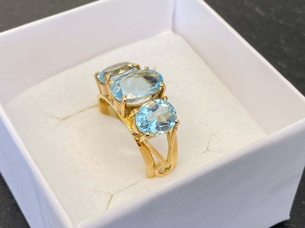 Eleganter Ring Gelbgold Gold 750 18K Aquamarin 3.36ct Grösse 56,5 5,19g