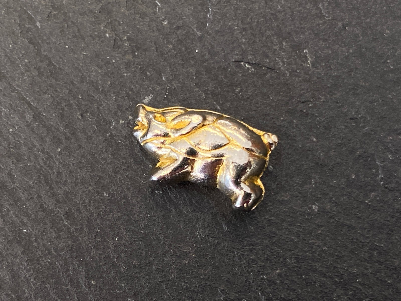 VINTAGE SCHWEINCHEN ALS GLÜCKSBRINGER METALL EHEMALS VERGOLDET