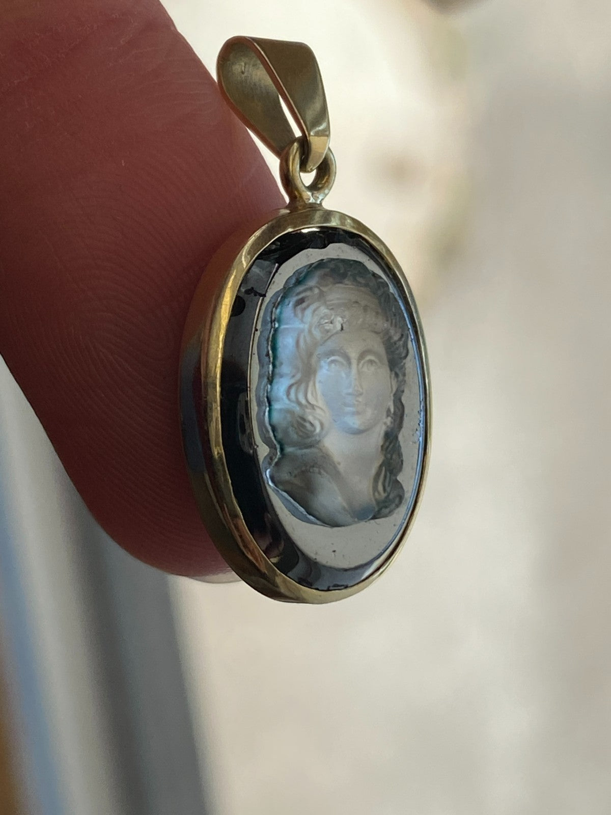 Vintage Anhänger Gelbgold Gold 14K 585 mit Glas Kamee Gemme 3,29g