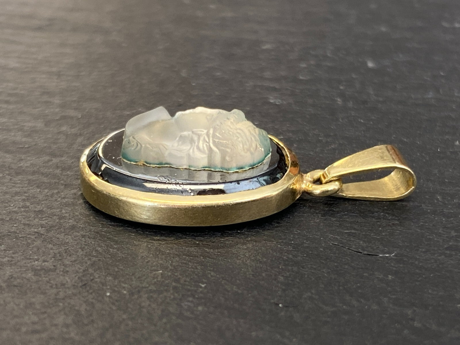 Vintage Anhänger Gelbgold Gold 14K 585 mit Glas Kamee Gemme 3,29g