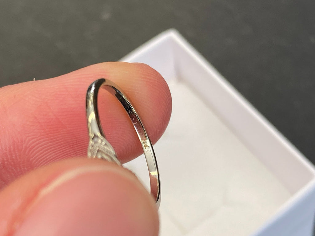 Filigraner Perlenring Ring Weissgold 750 18K Perle Grösse 48,5 1,72g