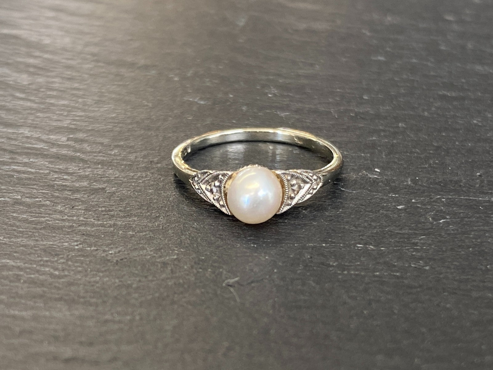 Filigraner Perlenring Ring Weissgold 750 18K Perle Grösse 48,5 1,72g