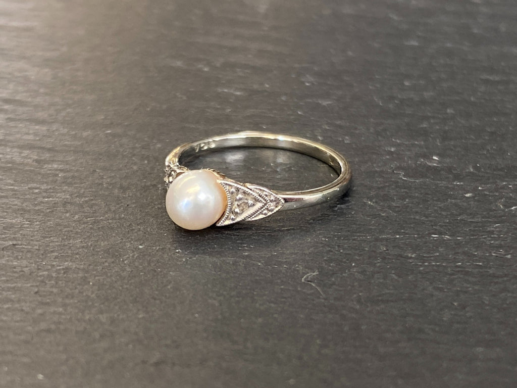 FILIGRANER PERLENRING RING WEISSGOLD 750 18K PERLE GRÖSSE 48,5 1,72g