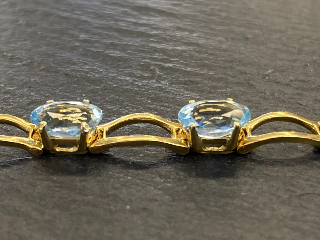 Elegantes Armband Gelbgold Gold 750 18K Aquamarine 10,21ct 18,8cm 13,3g