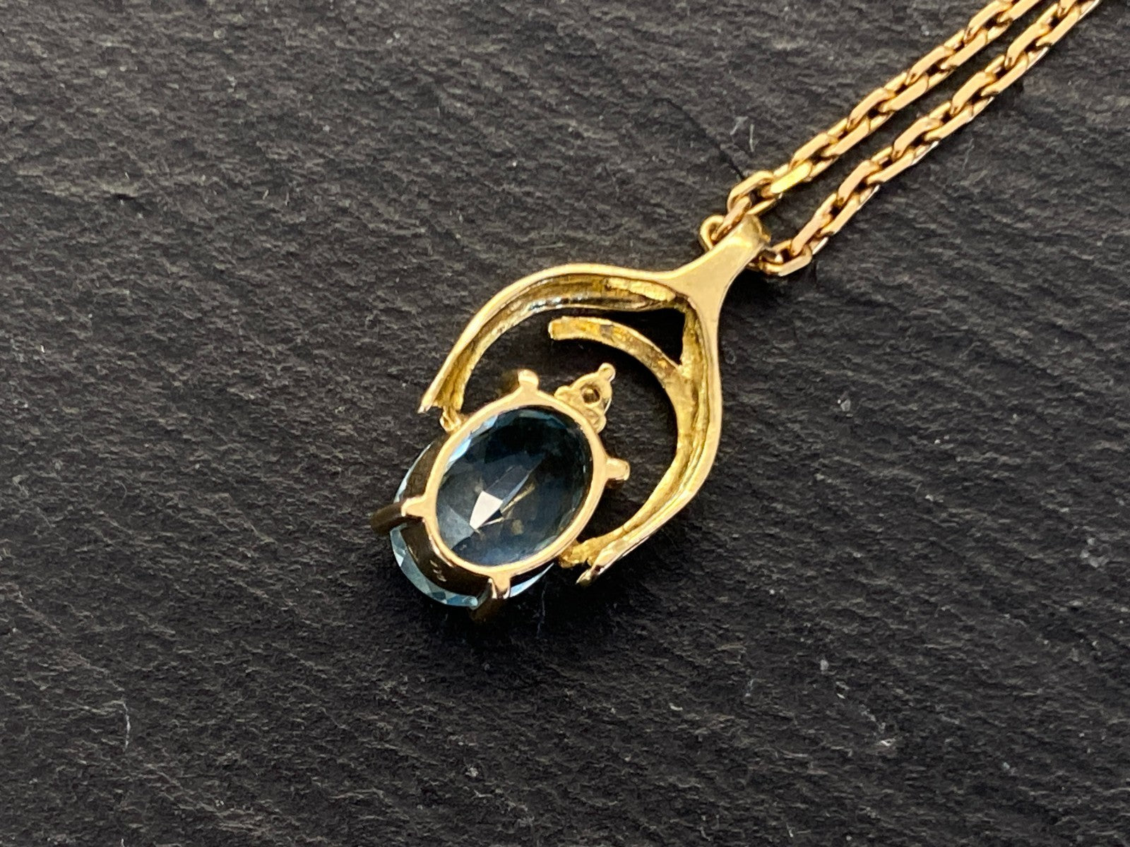 Halskette mit Anhänger Gelbgold Gold 750 18K mit Aquamarin 1,28ct 45,8cm 6,1g