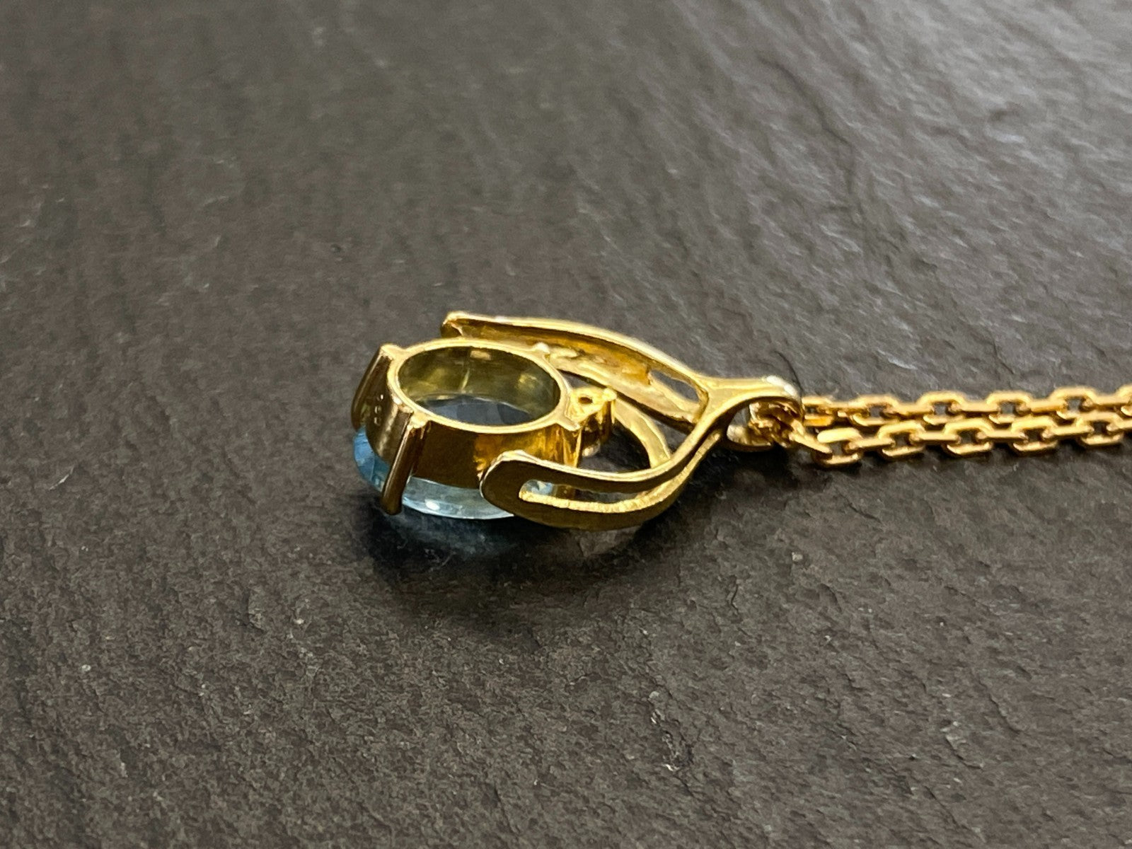 Halskette mit Anhänger Gelbgold Gold 750 18K mit Aquamarin 1,28ct 45,8cm 6,1g