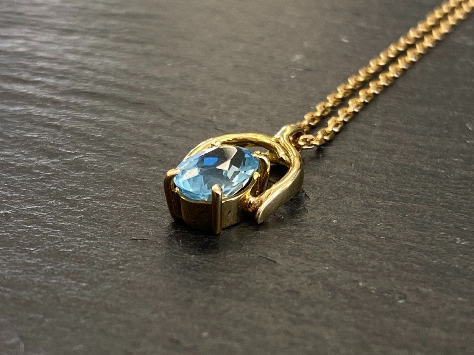 Halskette mit Anhänger Gelbgold Gold 750 18K mit Aquamarin 1,28ct 45,8cm 6,1g