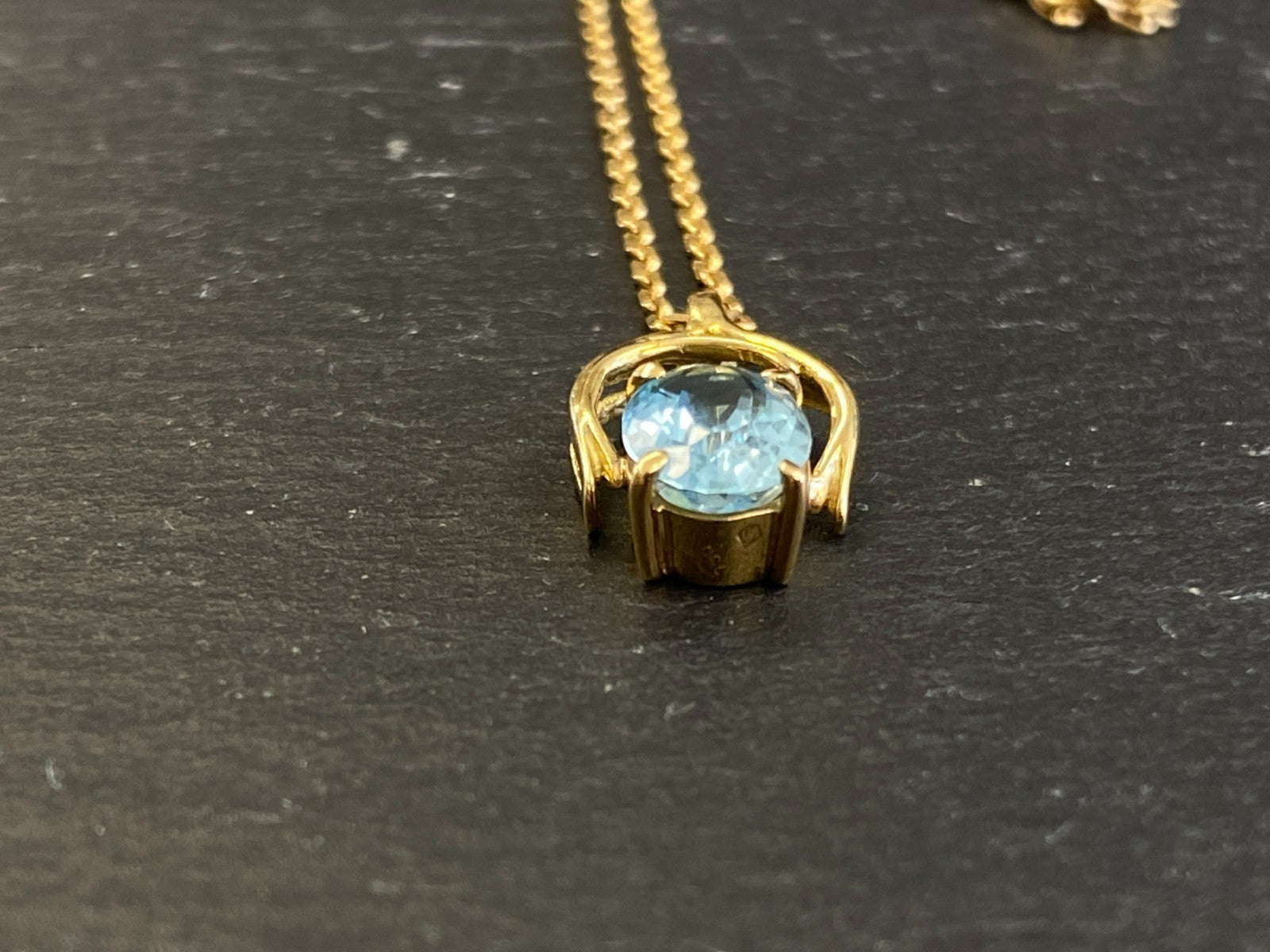 Halskette mit Anhänger Gelbgold Gold 750 18K mit Aquamarin 1,28ct 45,8cm 6,1g