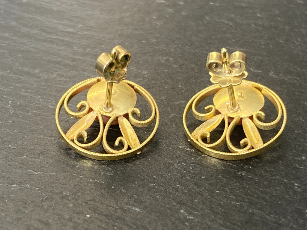 Vintage Ohrstecker aus Gold Gelbgold Koralle 5,22g