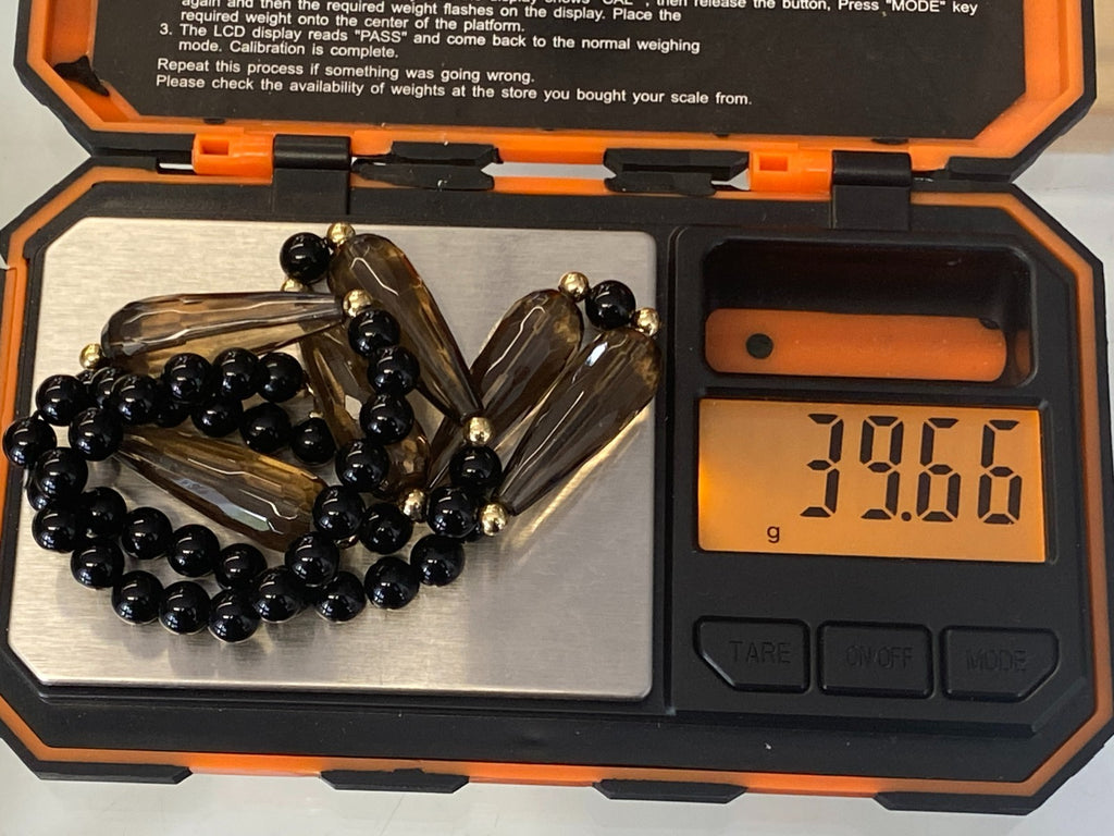 Extravagante Halskette Turmalin Onyx und Perlen Verschluss aus Gelbgold Gold 585