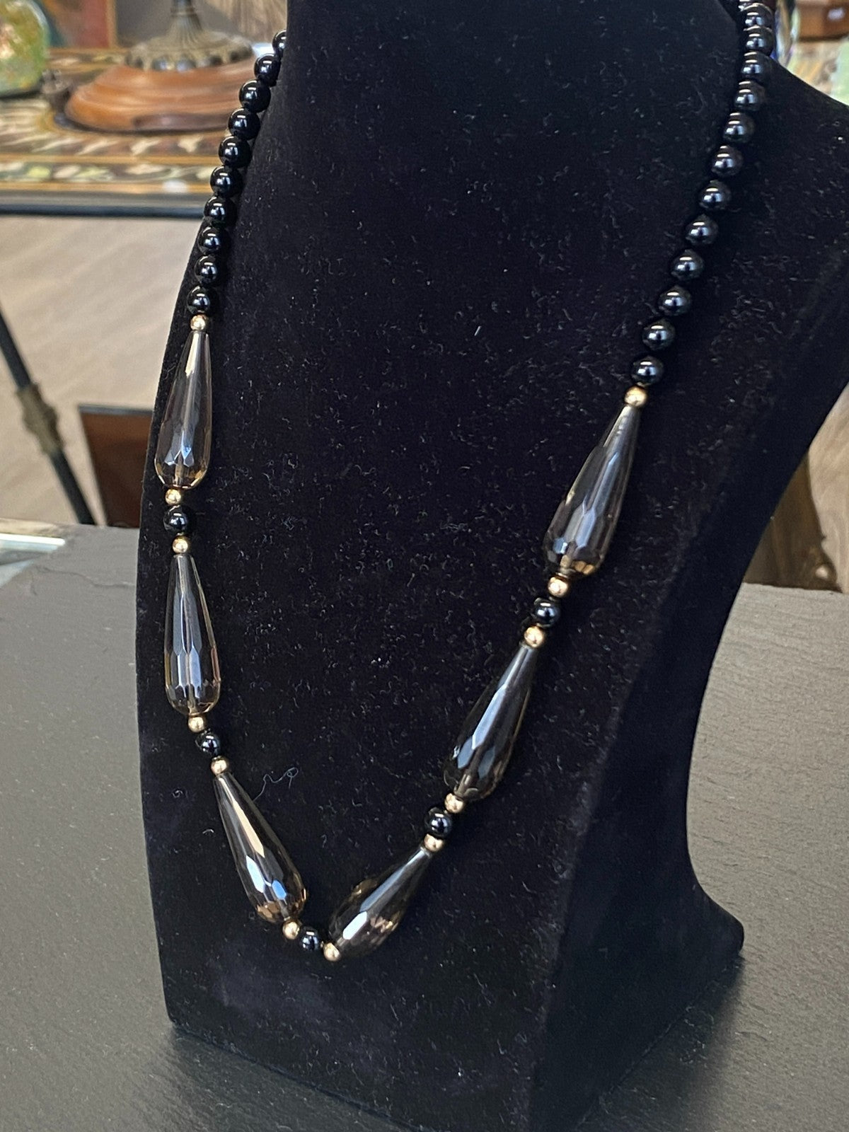 EXTRAVAGANTE HALSKETTE TURMALIN ONYX UND PERLEN VERSCHLUSS AUS GELBGOLD GOLD 585