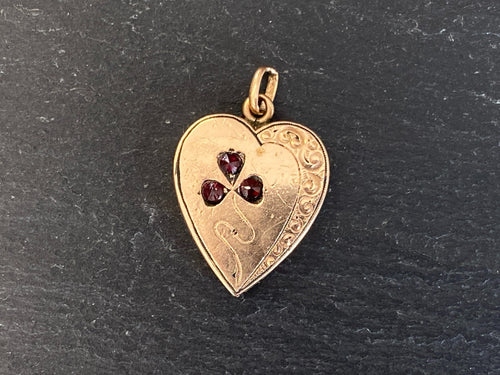 Anhänger in Jugendstil Stil Gelbgold Gold 12K Gravur Granat 3,67g