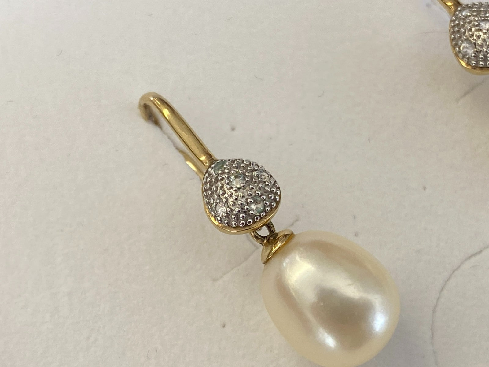 Paar Vintage Ohrringe Perlenohrringe Perle 10,4mm gelb Gold 333