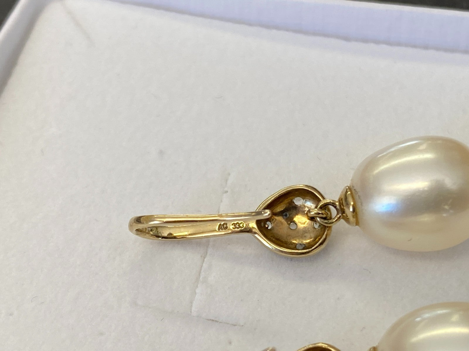 Paar Vintage Ohrringe Perlenohrringe Perle 10,4mm gelb Gold 333