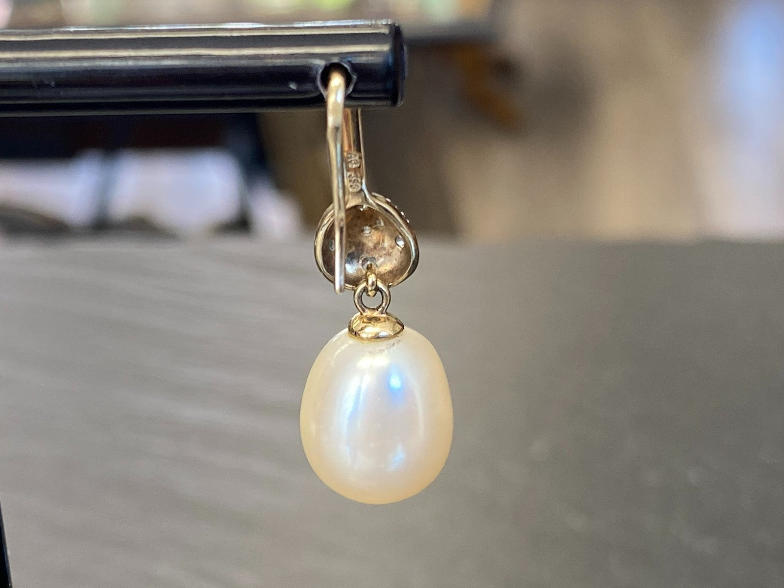 Paar Vintage Ohrringe Perlenohrringe Perle 10,4mm gelb Gold 333