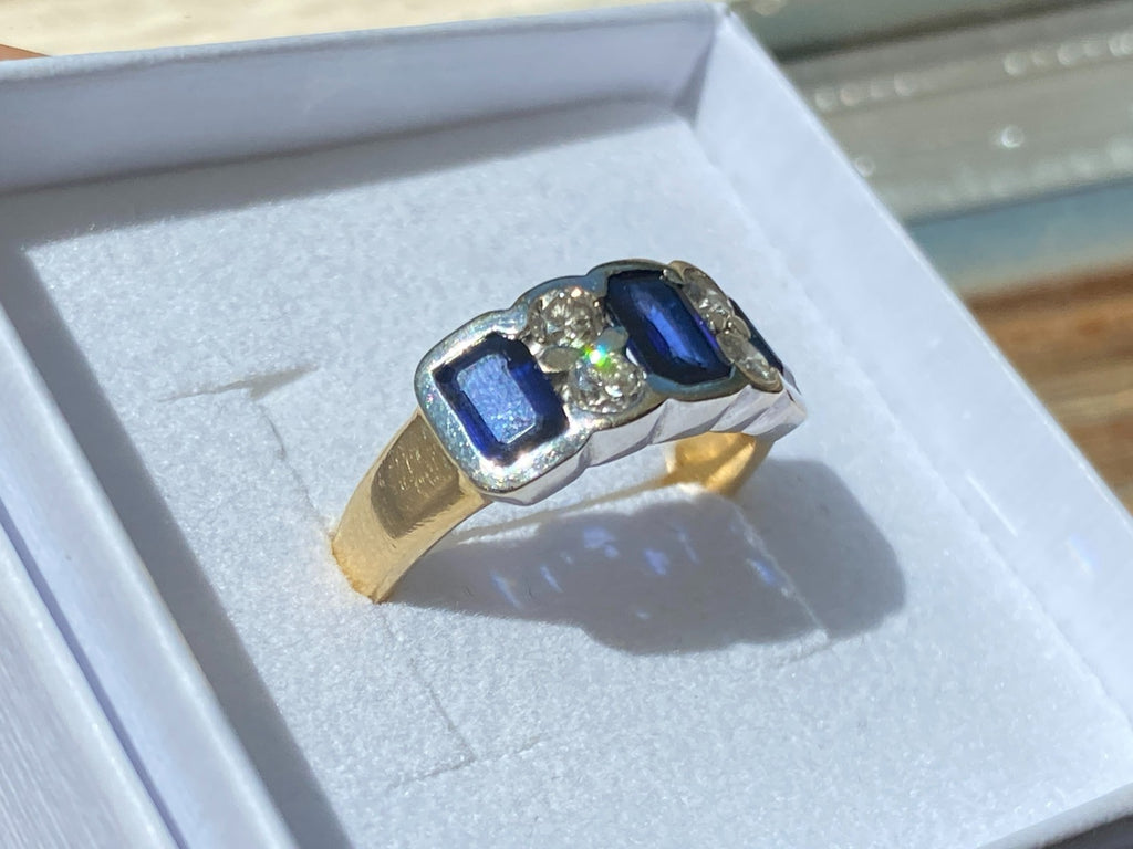 Vintage Damenring Ring Gelbgold 18K 750 Saphire Diamanten Gr 54,5