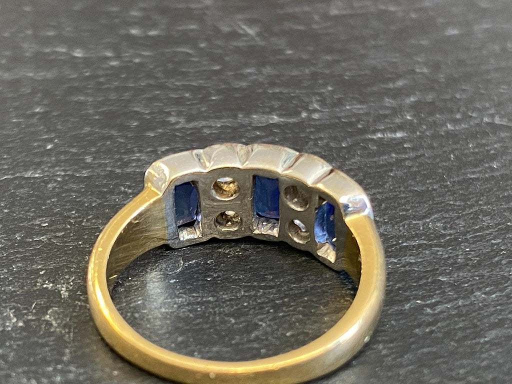Vintage Damenring Ring Gelbgold 18K 750 Saphire Diamanten Gr 54,5