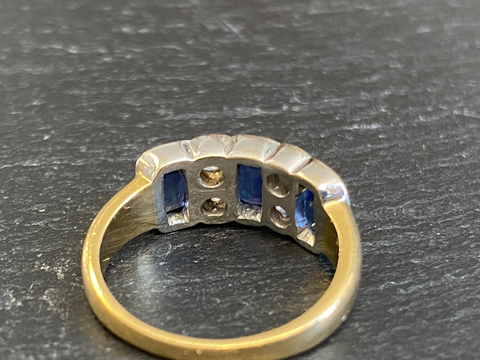 Vintage Damenring Ring Gelbgold 18K 750 Saphire Diamanten Gr 54,5