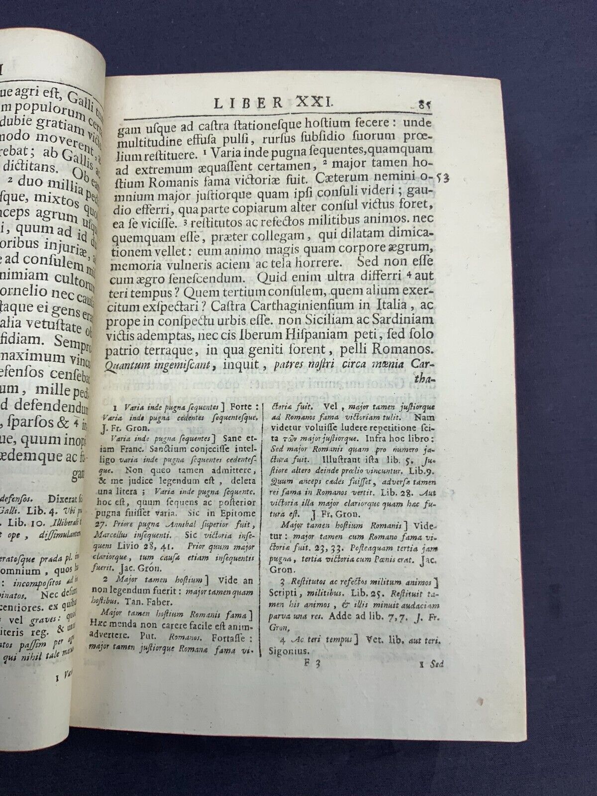 ANTIKES BUCH VON 1740 T. LIVII  PATAVINI HISTORIARUM AB URBE CONDITA – Bild 11