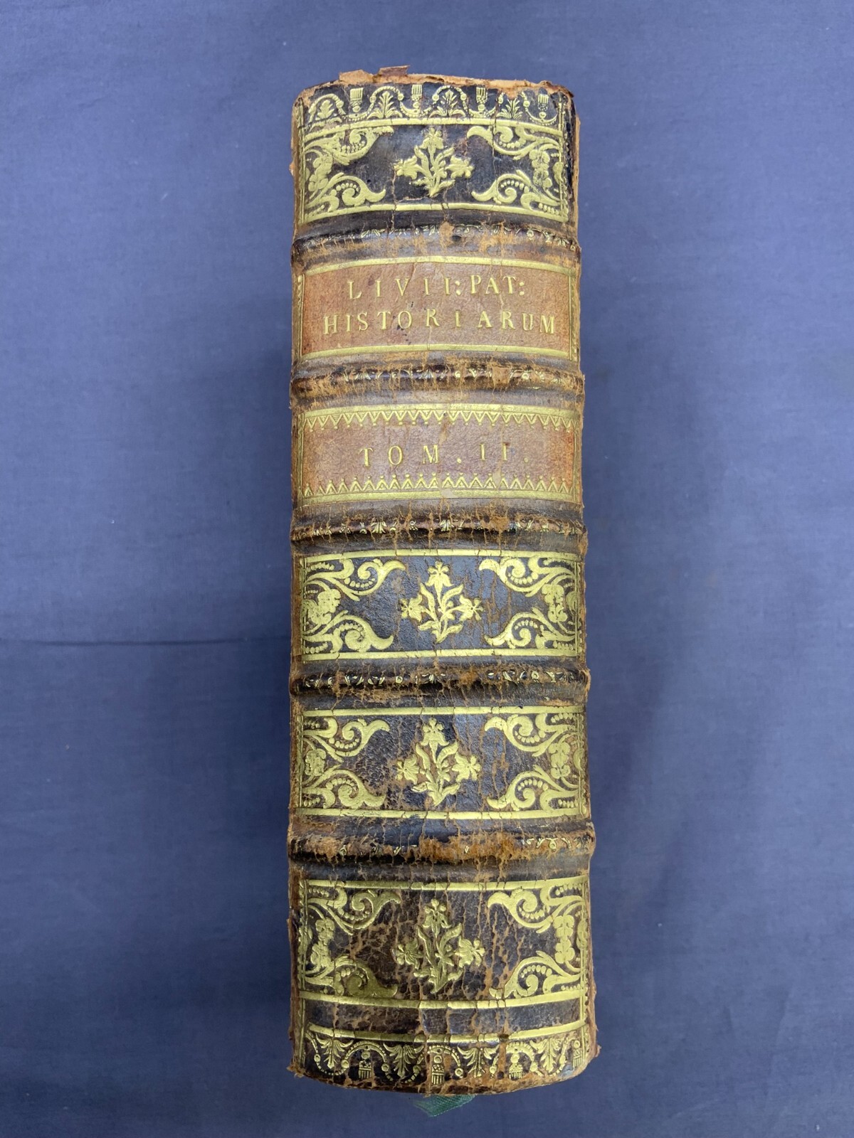 ANTIKES BUCH VON 1740 T. LIVII  PATAVINI HISTORIARUM AB URBE CONDITA – Bild 3