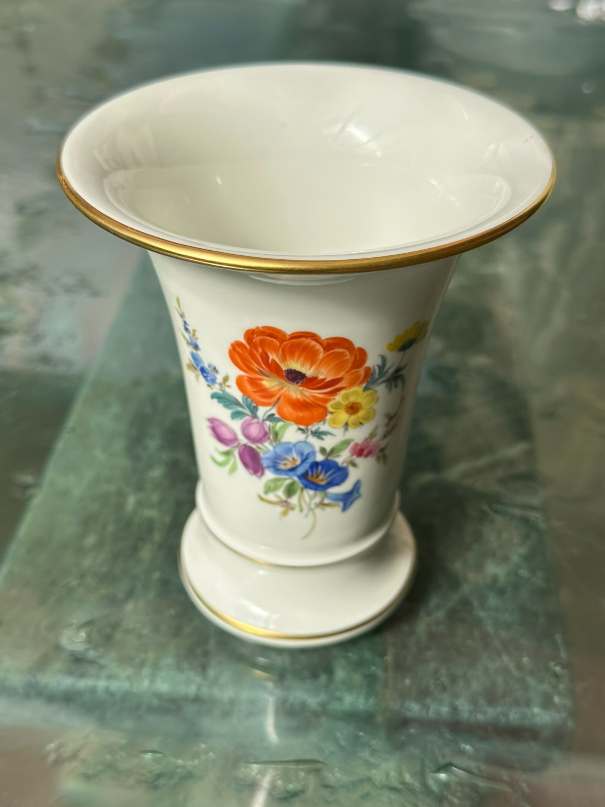 MEISSEN PORZELLAN VASE HANDBEMALT ERSTE WAHL TROMPETENVASE BLUMEN