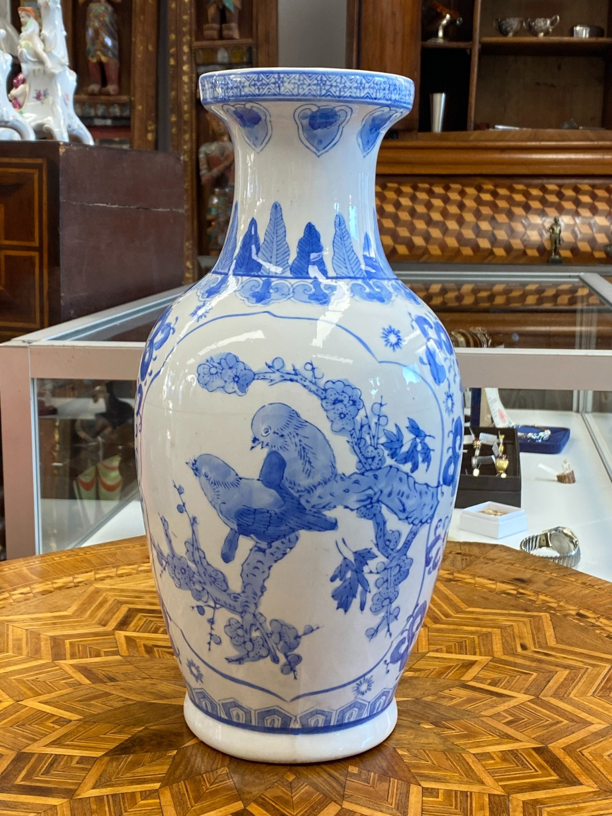 CHINA PORZELLAN VASE MIT UNTERGLASUR BLAUEM DEKOR VÖGEL 35,5cm