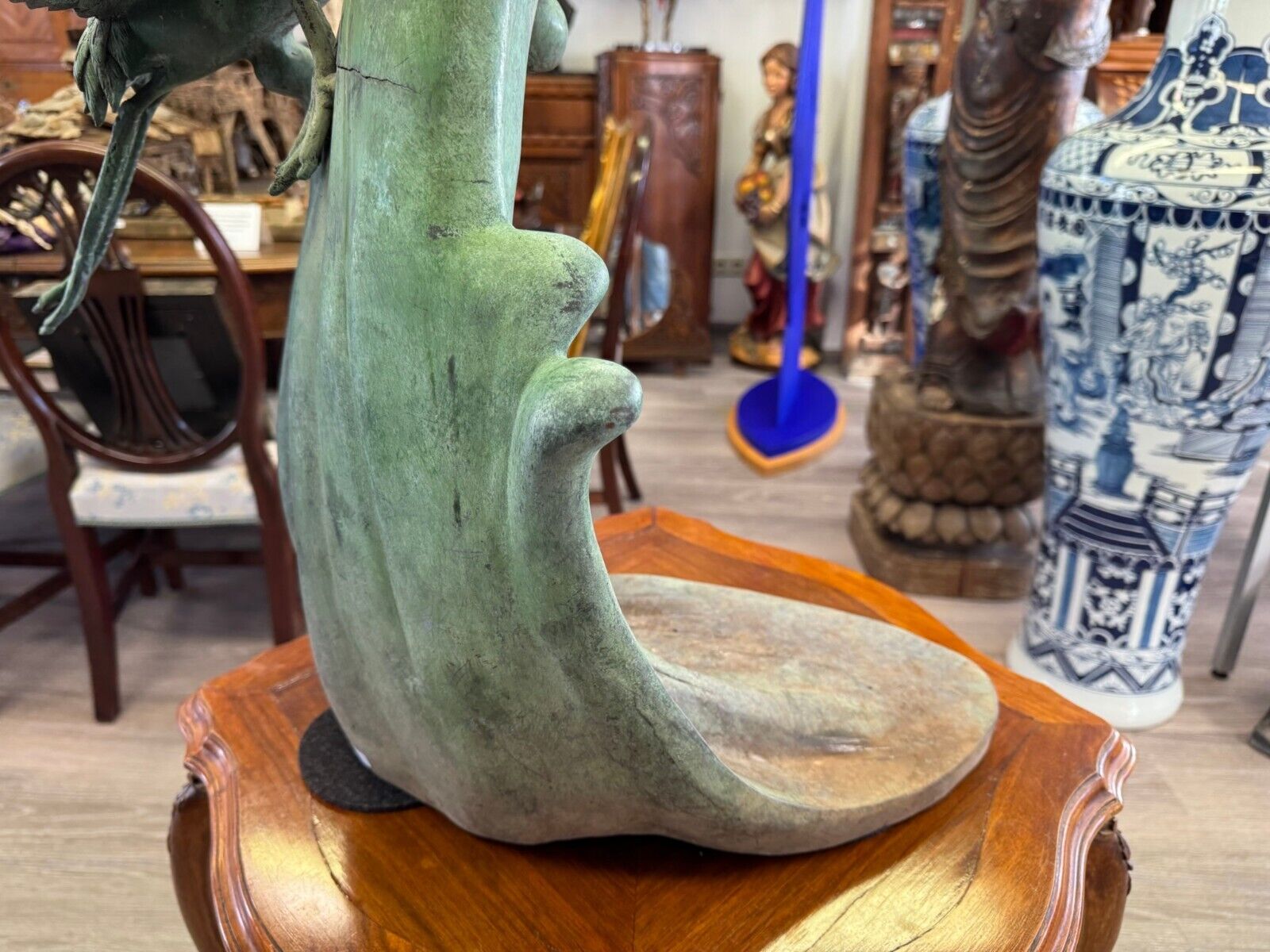 SEHR SCHÖNE 95cm GROSSE UNSIGNIERTE BRONZE SKULPTUR FLIEGENDE KRANICHE – Bild 17