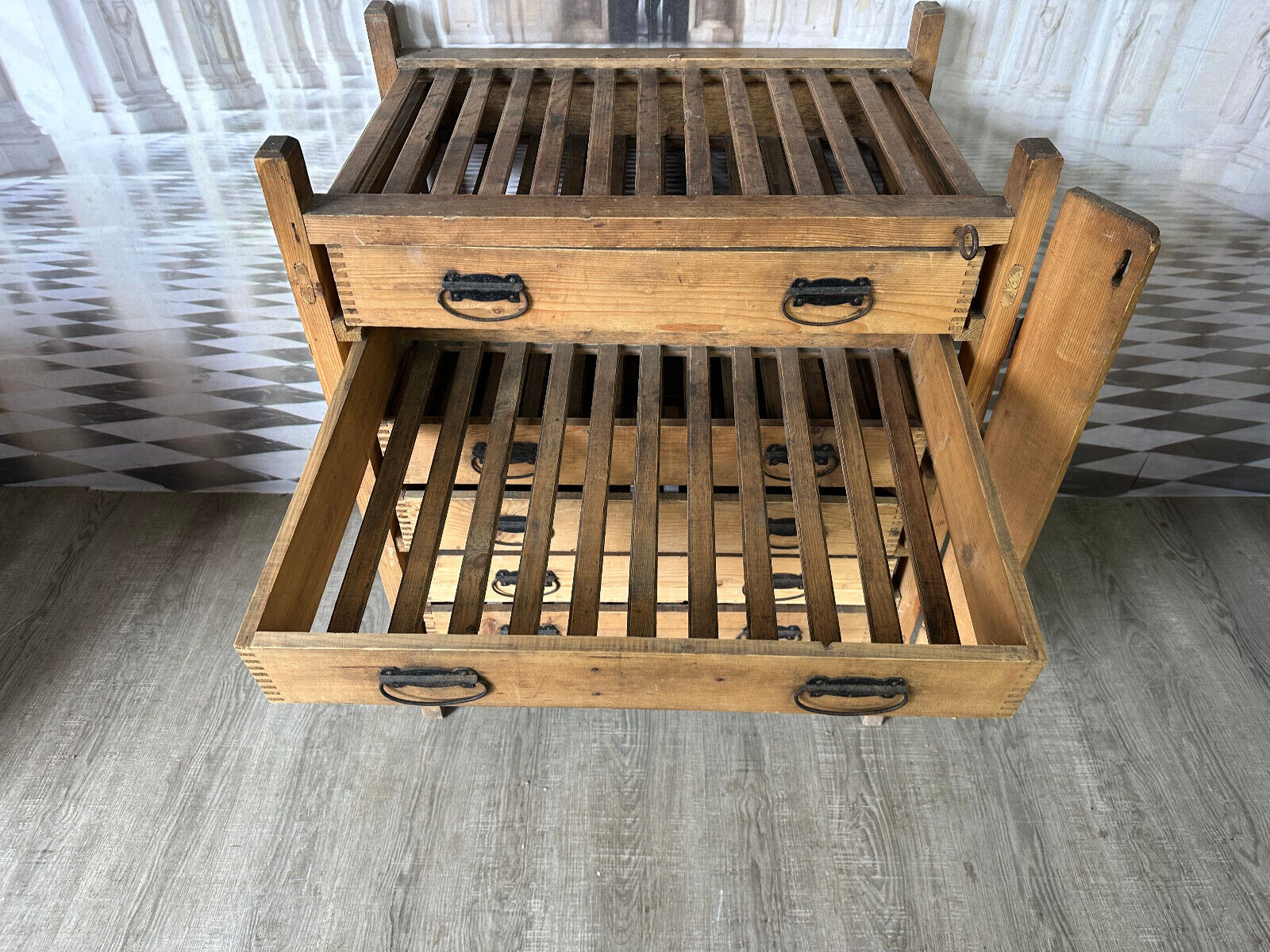 ANTIKES WEINREGAL ABSCHLIESSBAR ALPENLAND 19 TES JHDT HOLZ UND METALL – Bild 10