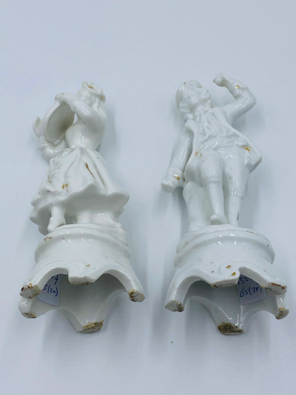 PAAR ANTIKE PORZELLAN FIGUREN UM 1800 FRAU MIT TAMBURINE UND TANZENDER MANN – Bild 10