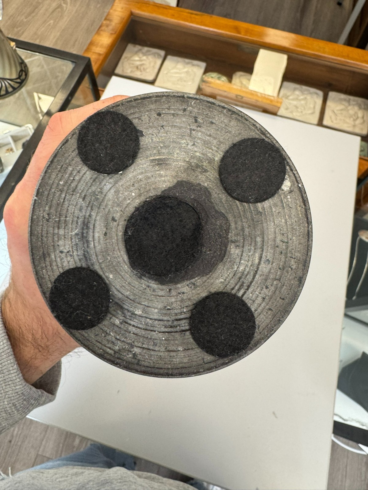 Suzanne BIZARD (1873-1963) BRONZE SKULPTUR MÄDCHEN MIT KÖRBEN – Bild 25