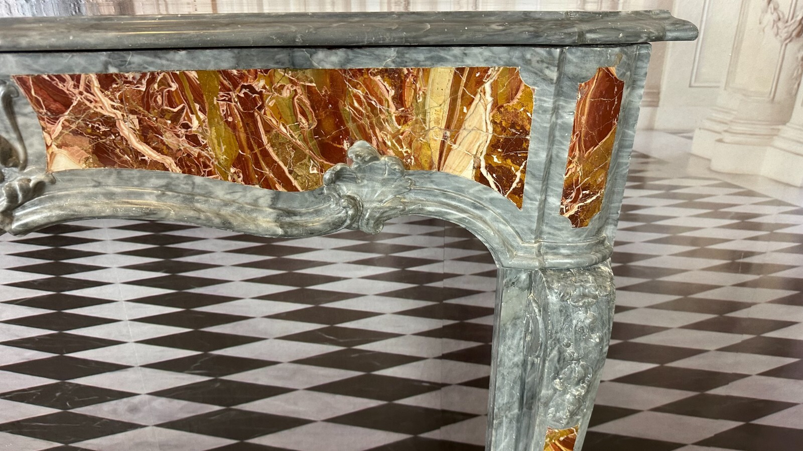 ANTIKE KAMINUMRANDUNG MARMOR KAMIN UM 1700 BAROCK KAMIN INTARSIEN – Bild 9