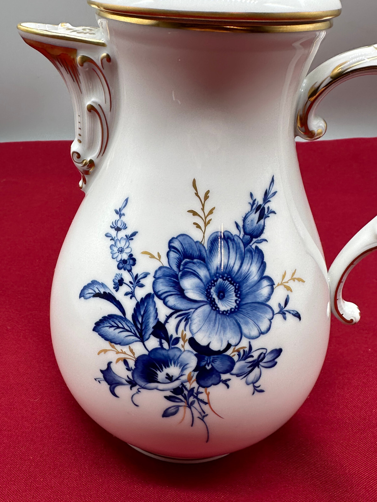 GROSSE MEISSEN PORZELLAN KANNE KAFFEEKANNE BLAUE BLUME MIT VERGOLDUNG – Bild 4