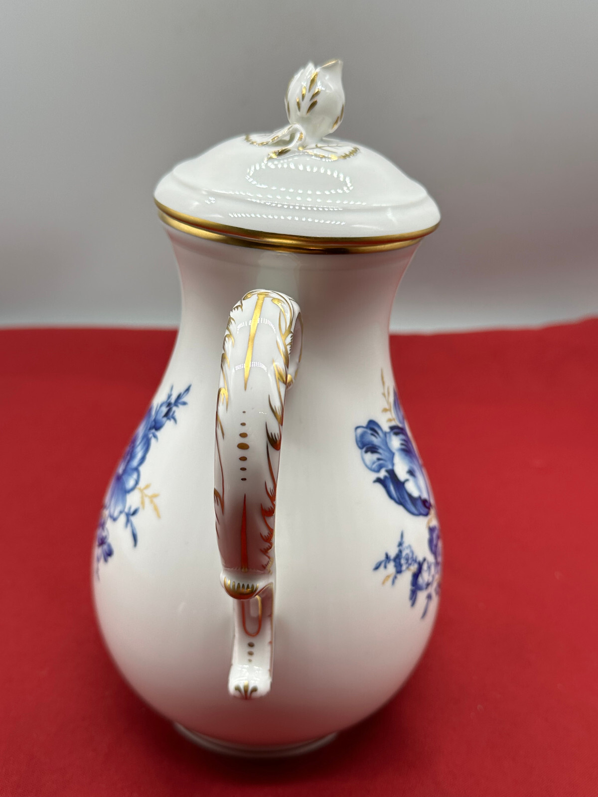 GROSSE MEISSEN PORZELLAN KANNE KAFFEEKANNE BLAUE BLUME MIT VERGOLDUNG – Bild 5
