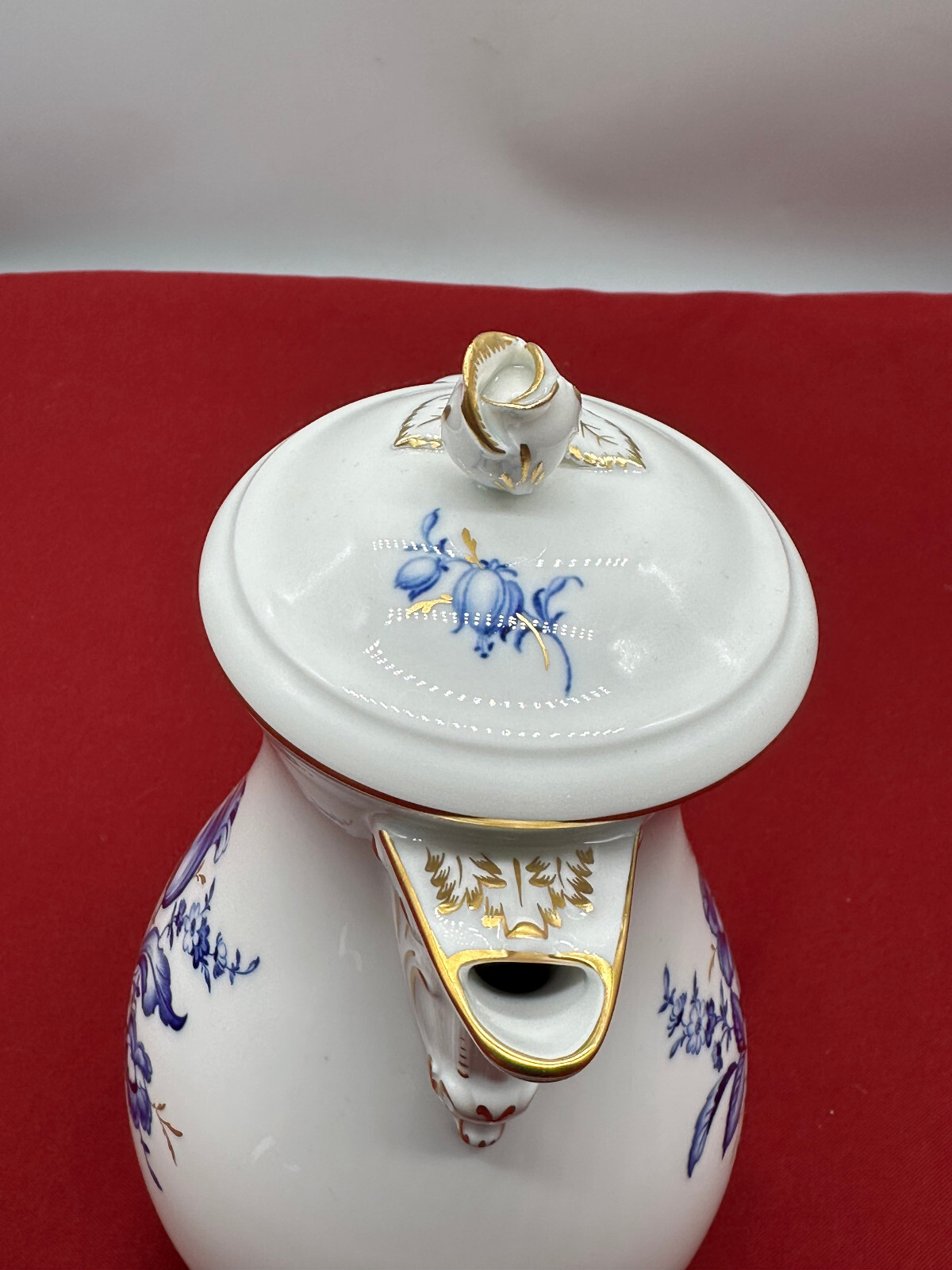 GROSSE MEISSEN PORZELLAN KANNE KAFFEEKANNE BLAUE BLUME MIT VERGOLDUNG – Bild 9