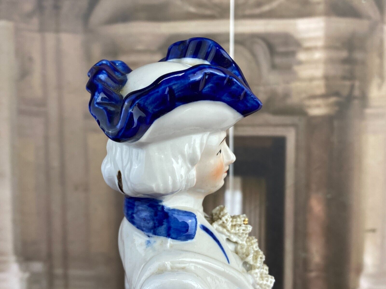 FIGUR AUS PORZELLAN TEILS HANDBEMALT GALANTER ROKOKO HERR 30cm – Bild 17