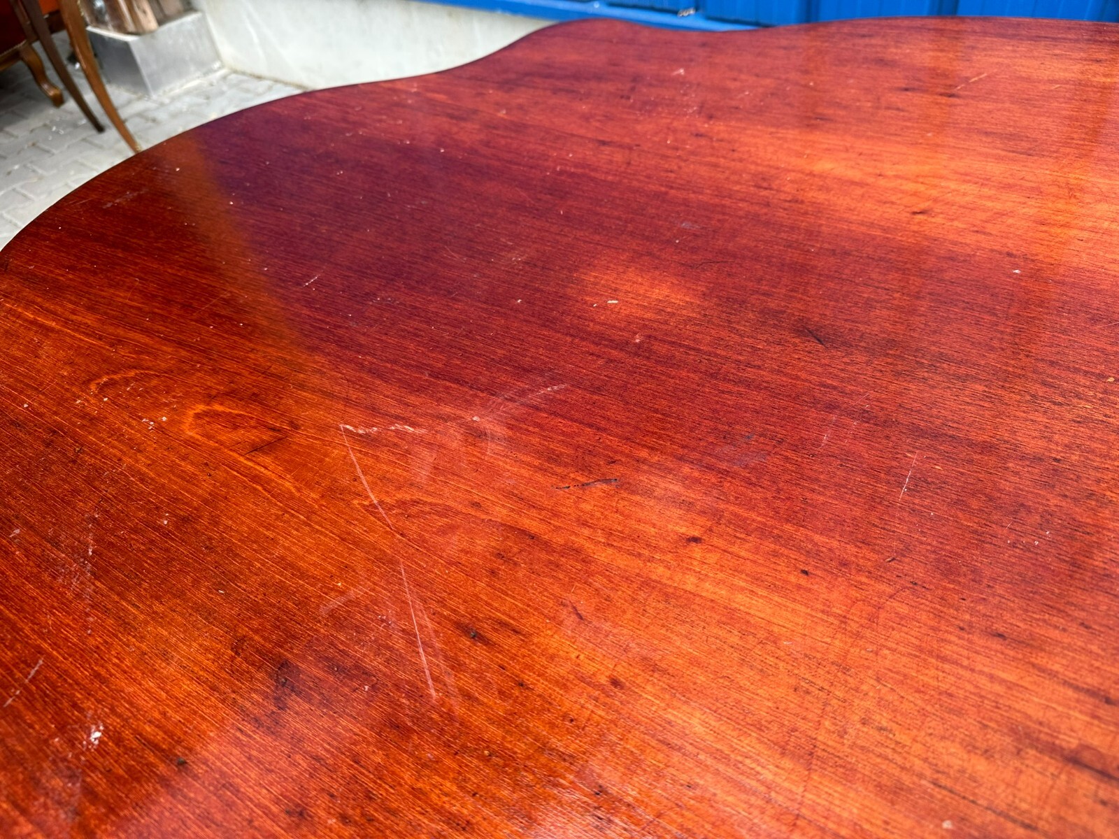 ANTIKER TISCH BEISTELLTISCH LOUIS PHILIPPE UM 1860 MAHAGONI SPINNENKOPF FUSS – Bild 15