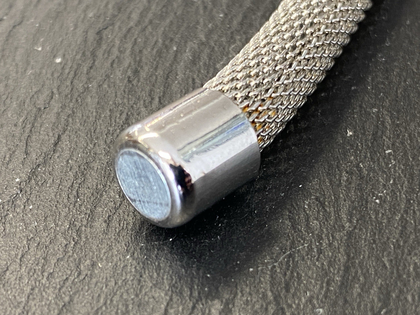 RÖHRENFÖRMIG MODESCHMUCK ARMBAND MAGNETISCH MESH OPTIK GLASSTEINE GLAS STEINE – Bild 12