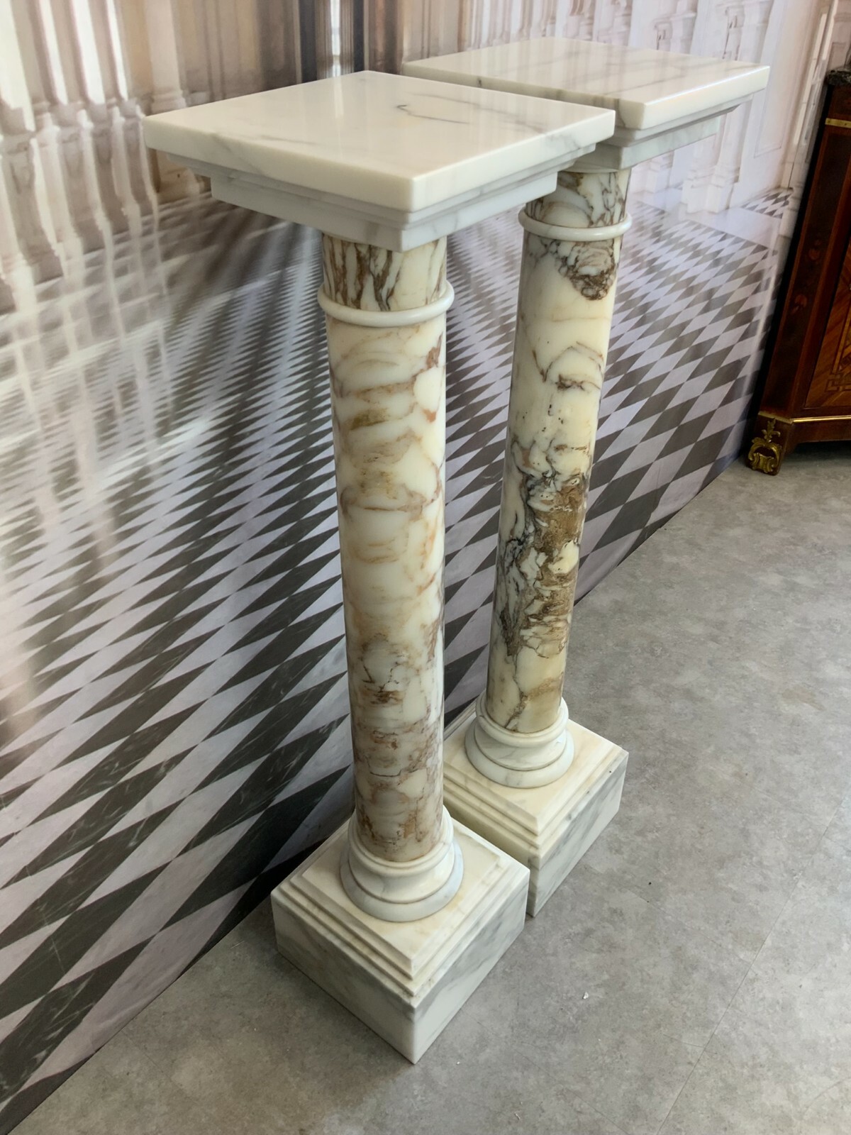 PAAR ANTIKE MARMORSÄULEN UM 1880 MASSIV GEARBEITET 109cm 2x MARMOR SÄULE – Bild 4