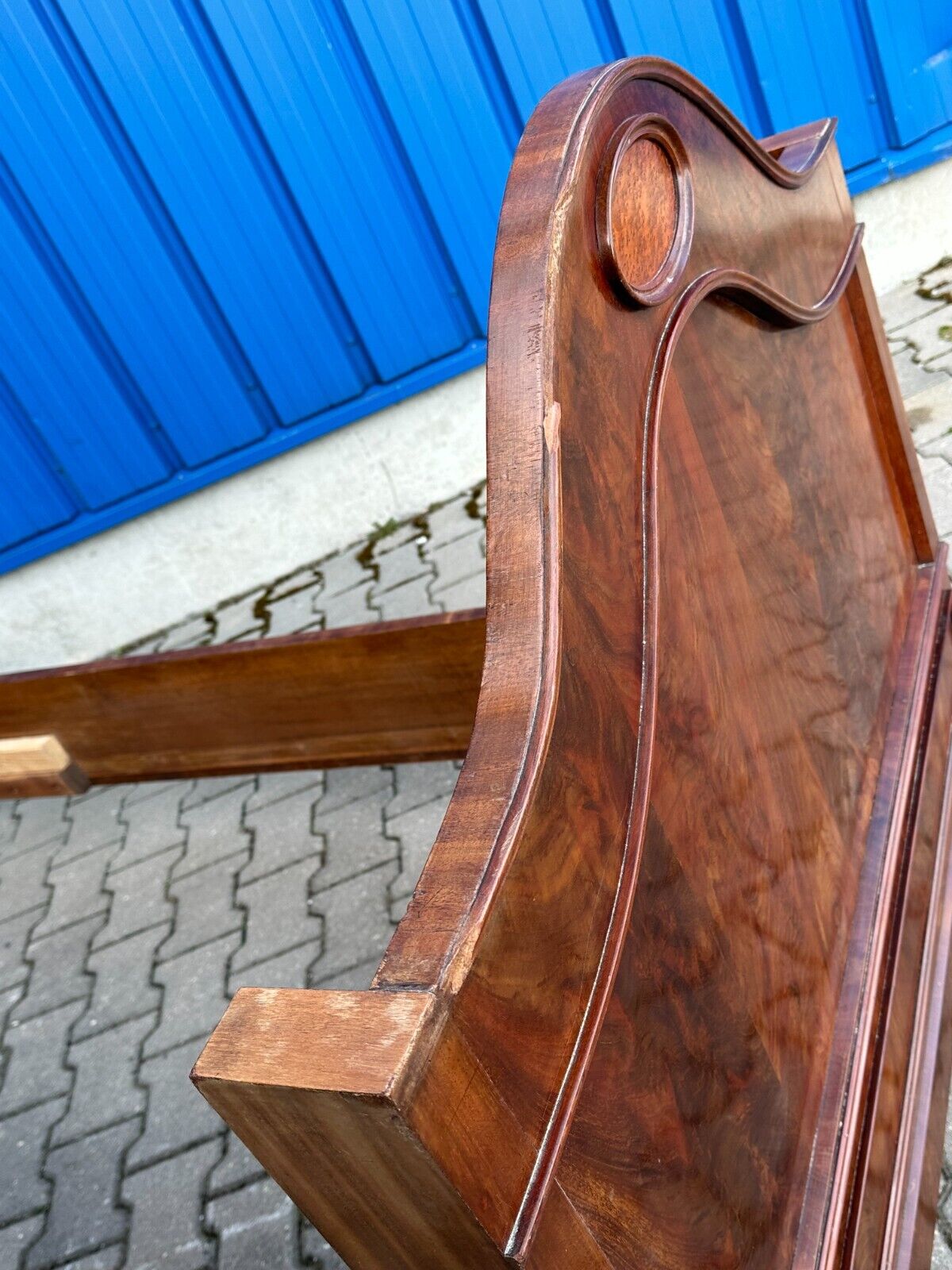 ANTIKES BETTGESTELL FRÜH BIEDERMEIER UM 1820 MAHAGONI FURNIER – Bild 5