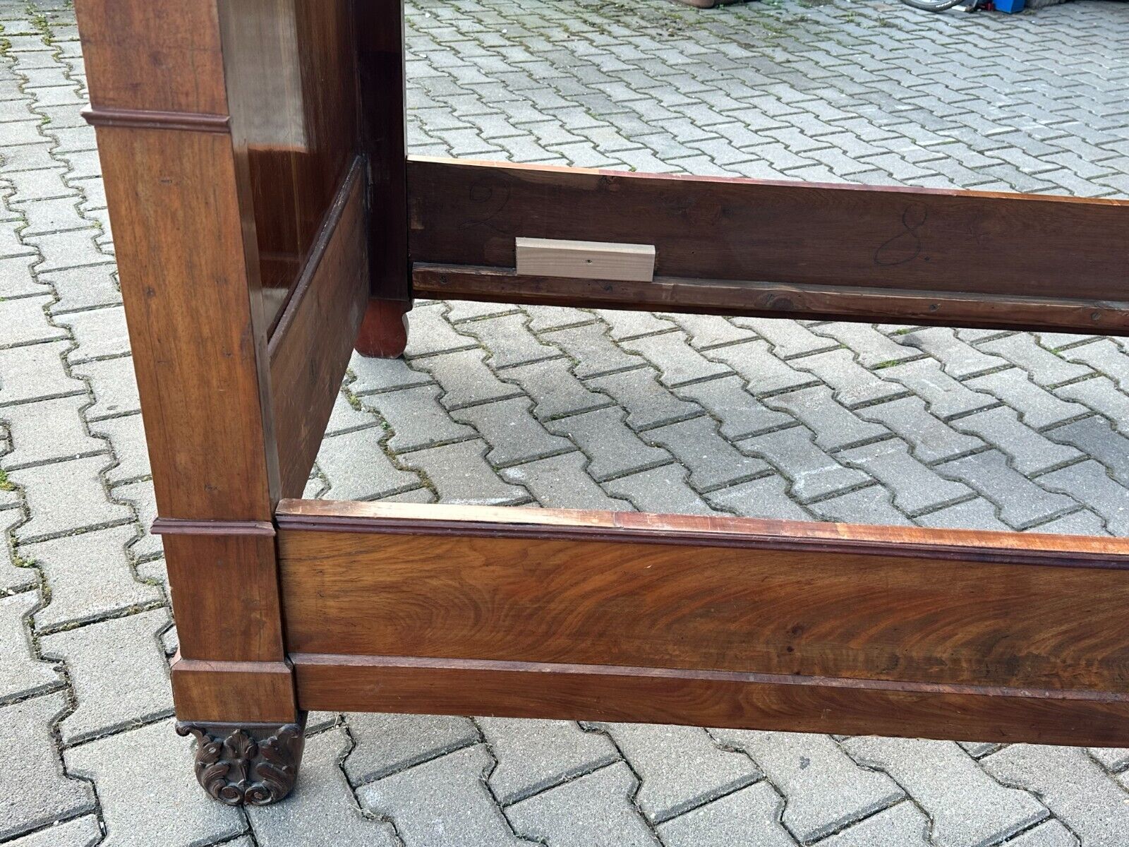 ANTIKES BETTGESTELL FRÜH BIEDERMEIER UM 1820 MAHAGONI FURNIER – Bild 8