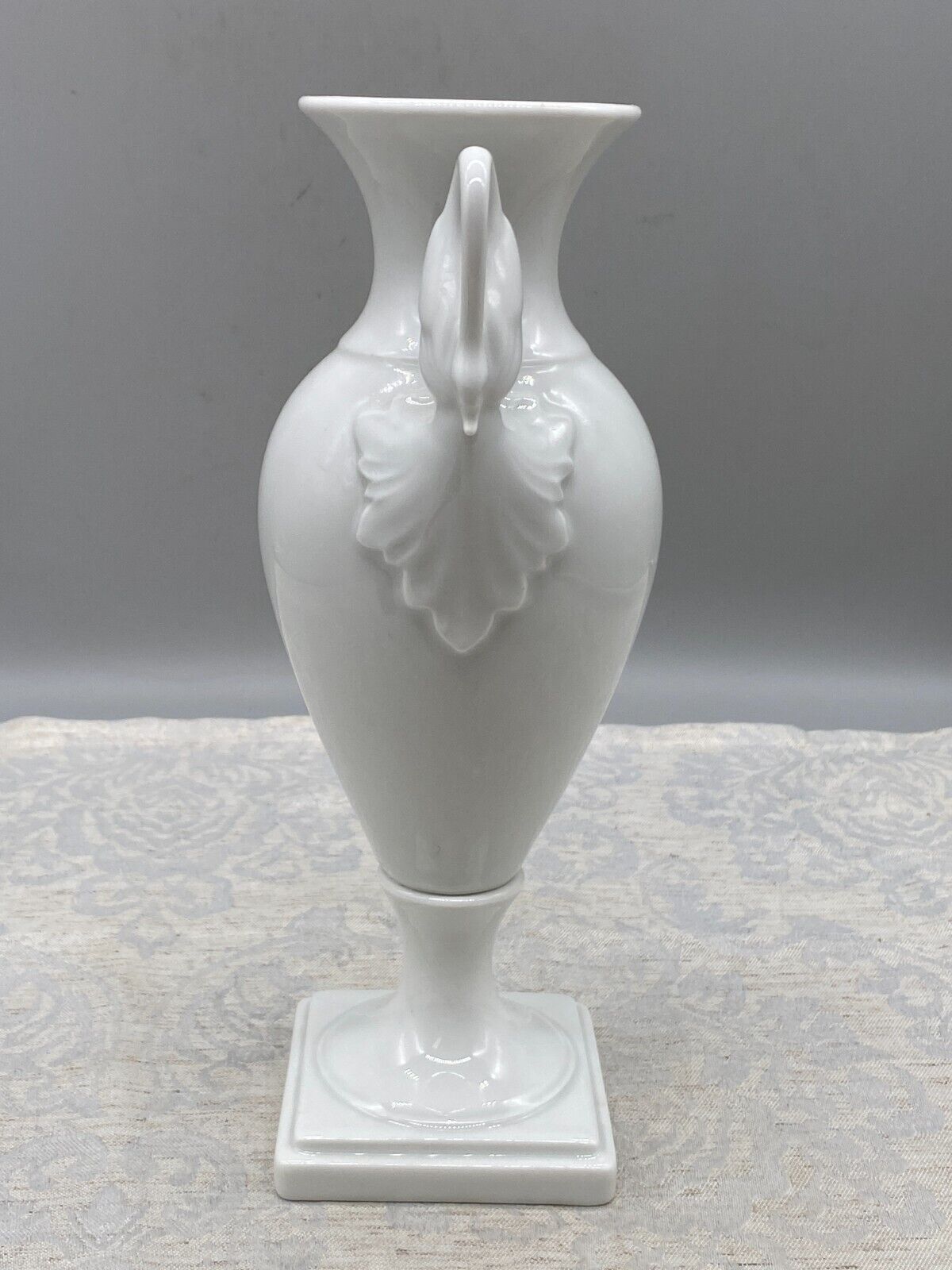 Vase Henkel Amphore aus Porzellan Kaiser sehr guter Zustand ohne Chips 23cm – Bild 3