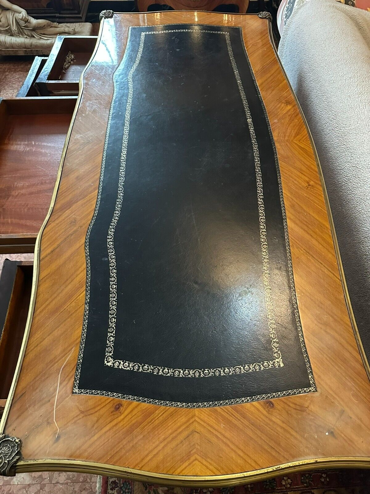 GROSSER BAROCK LOUIS XV SCHREIBTISCH PALISANDER MASSIVE MESSING FIGUREN 20 TES – Bild 15