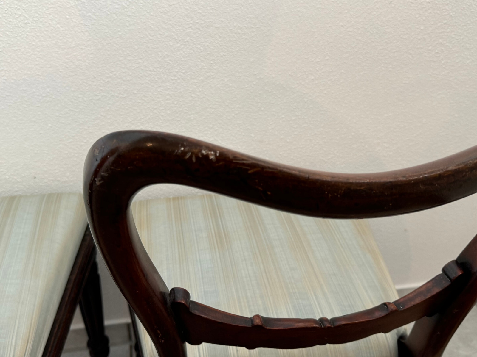 PAAR ANTIKE LOUIS SEIZE STÜHLE UM 1880 MAHAGONI FURNIERT 2x ANTIKER STUHL – Bild 20