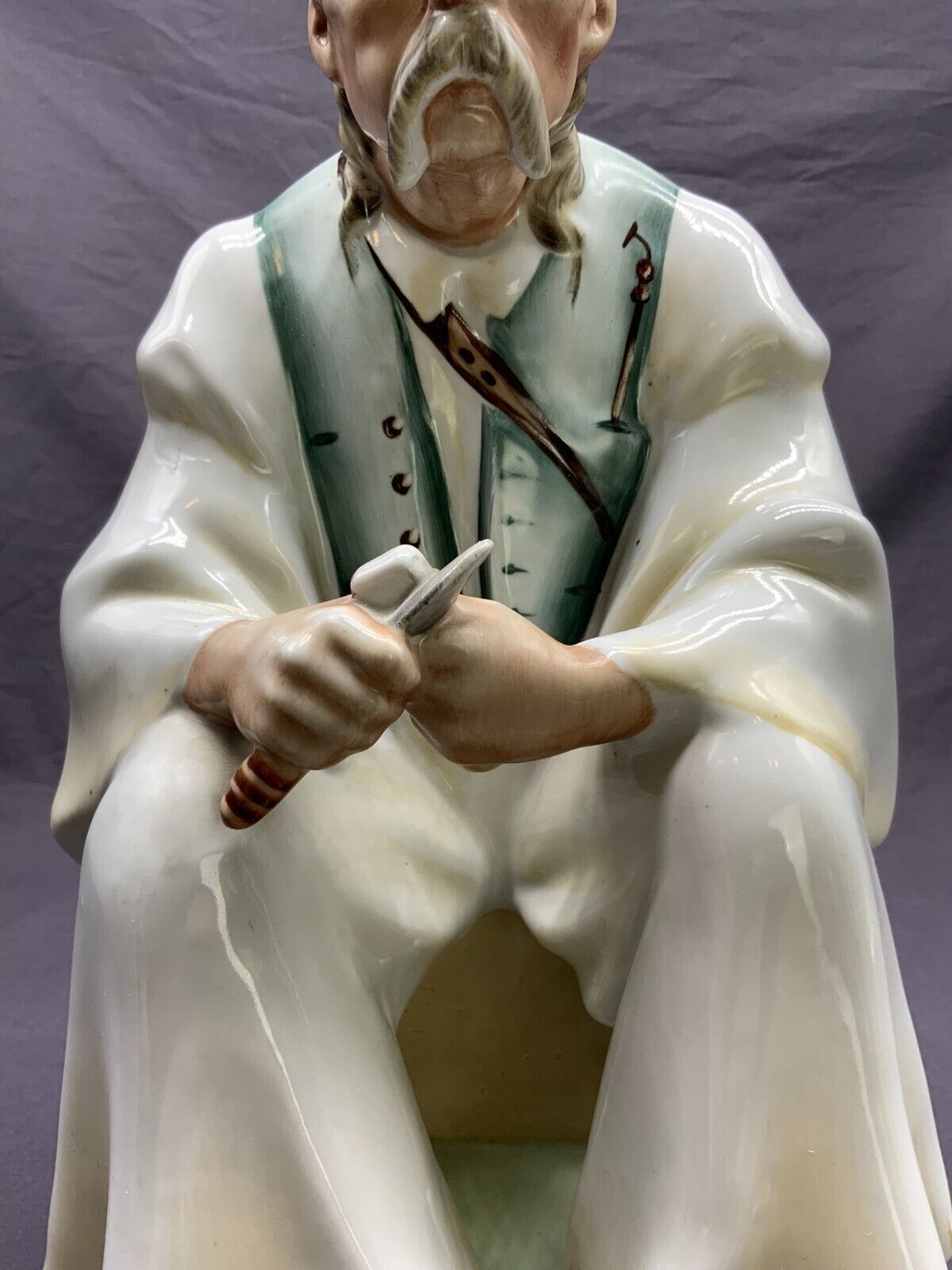 MANN PORZELLAN FIGUR ZSOLNAY SITZENDER BAUER UNGARN 34cm – Bild 7