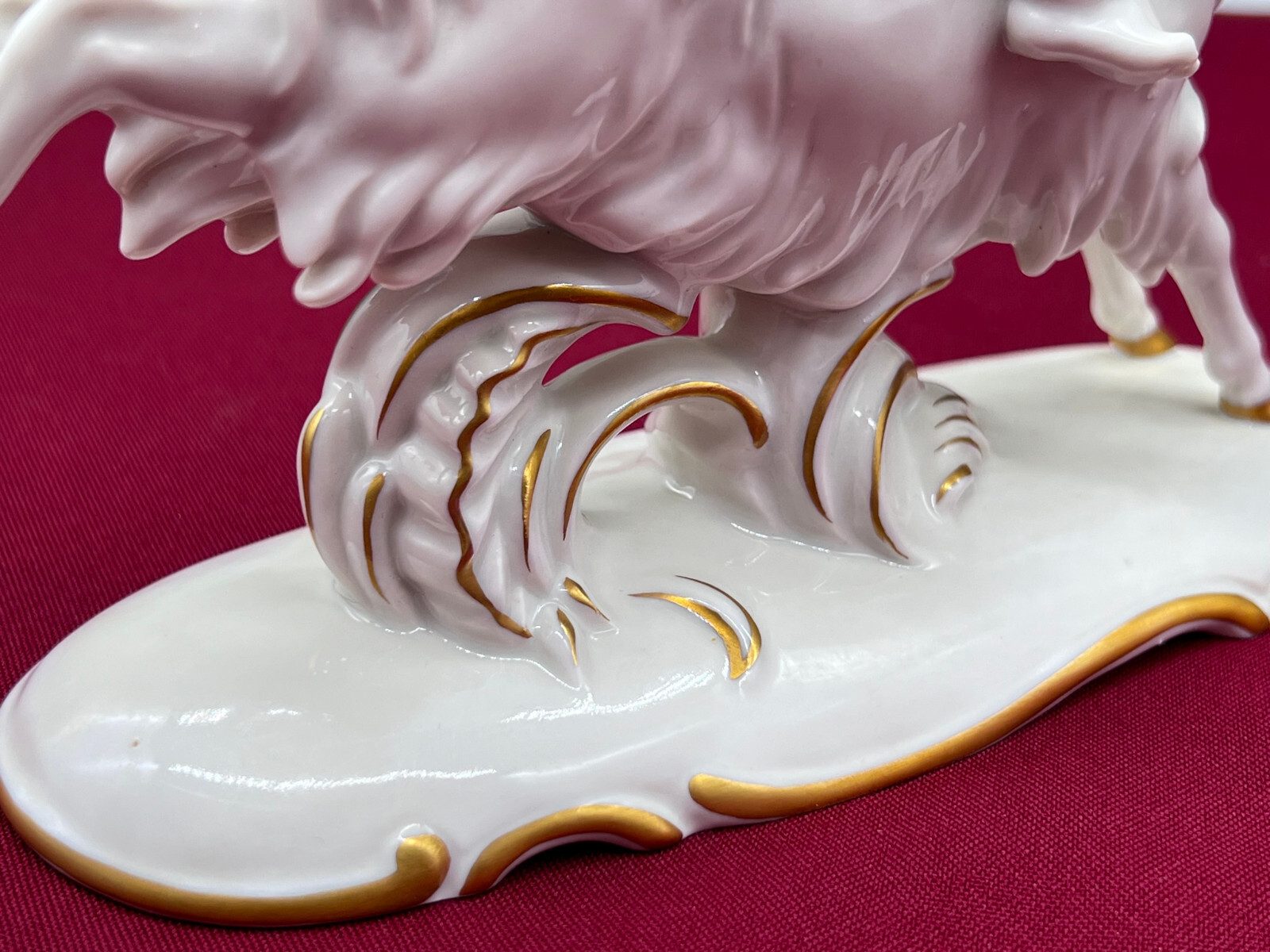 PORZELLAN FIGUR PUTTO AUF ZIEGENBOCK VOLKSTEDT ENTWURF HUGO MEISEL – Bild 12