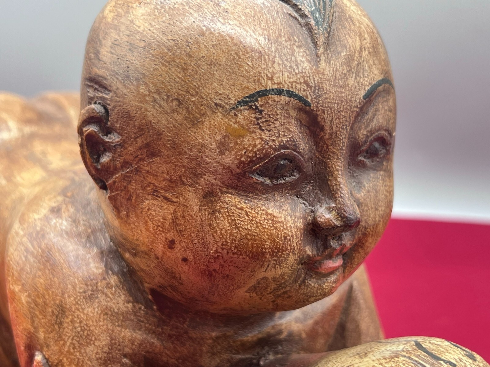 CHINA SKULPTUR KOPFKISSEN JUNGE LIEGEND HOLZ MASSIV HANDGESCHNITZT – Bild 7