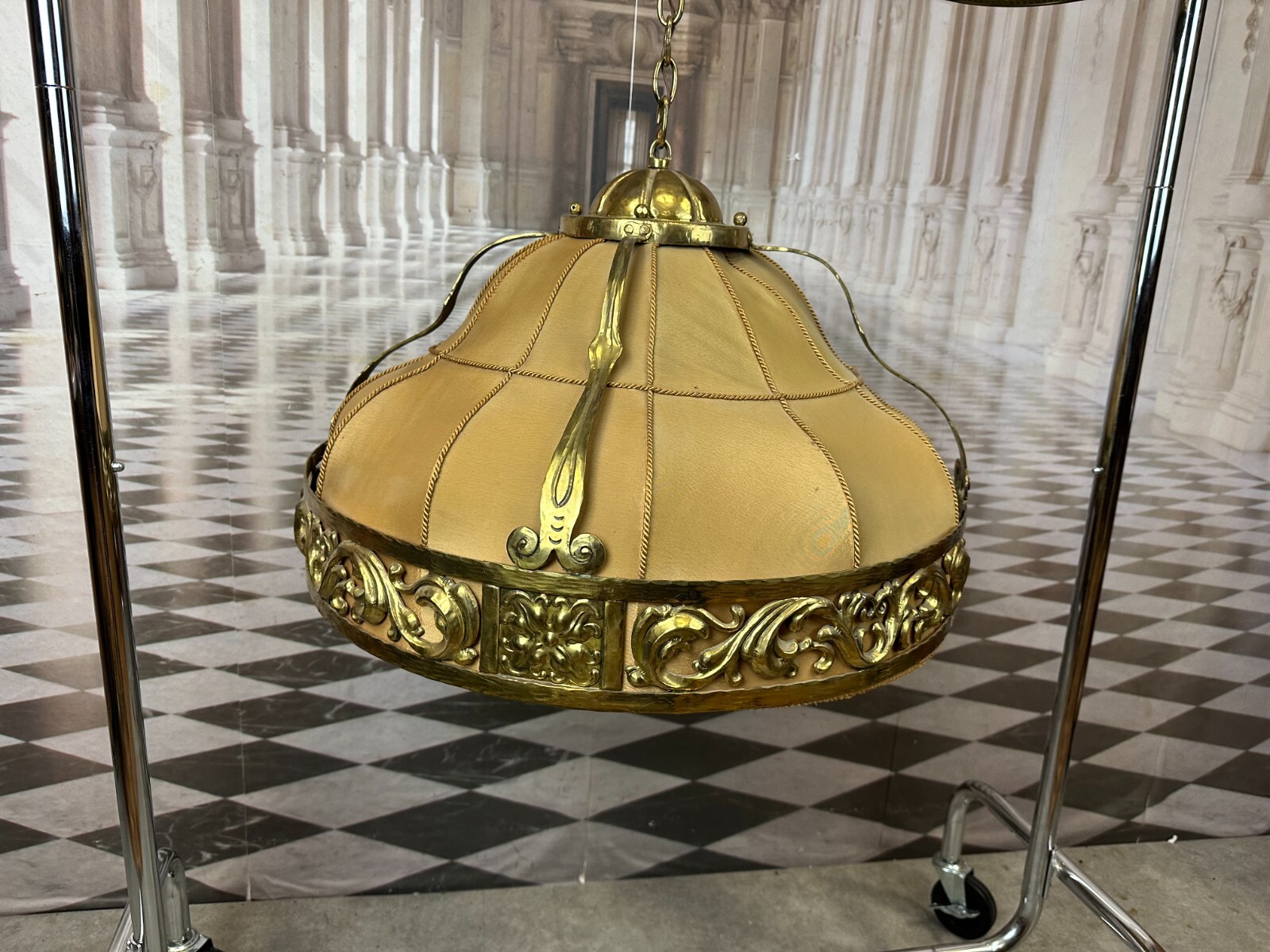 ANTIKER DECKENLEUCHTER AUS MESSING DECKENLAMPE PRUNKLEUCHTER ART DECO 1930er – Bild 4