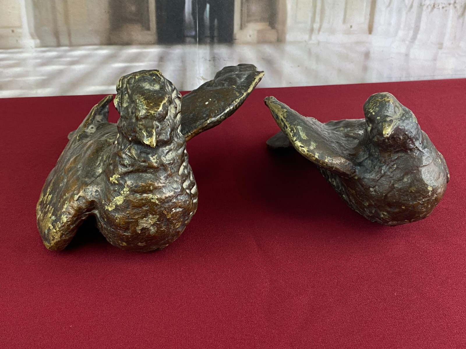 PAAR ANTIKE BRONZE FIGUREN TAUBEN NEAPEL UM 1890 SKULPTUREN FÜR DAS EHEBETT