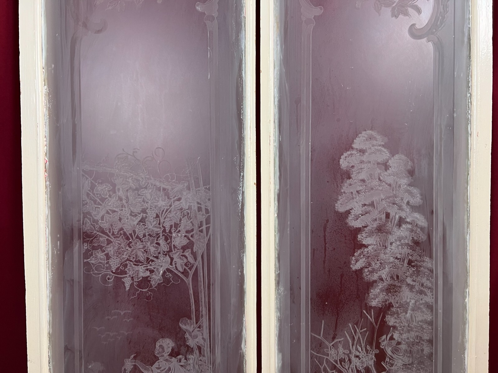 PAAR ANTIKE GLASSCHEIBEN JUGENDSTIL ORIGINAL UM 1900 PERSONEN BLUMEN – Bild 5